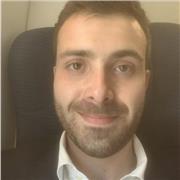 Bonjour ! Je peux vous enseigner les maths, physique et chimie du collège à la license 2 !